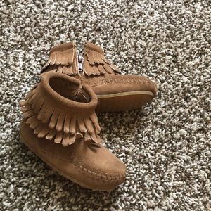 Toddler Minnetonka moccasins